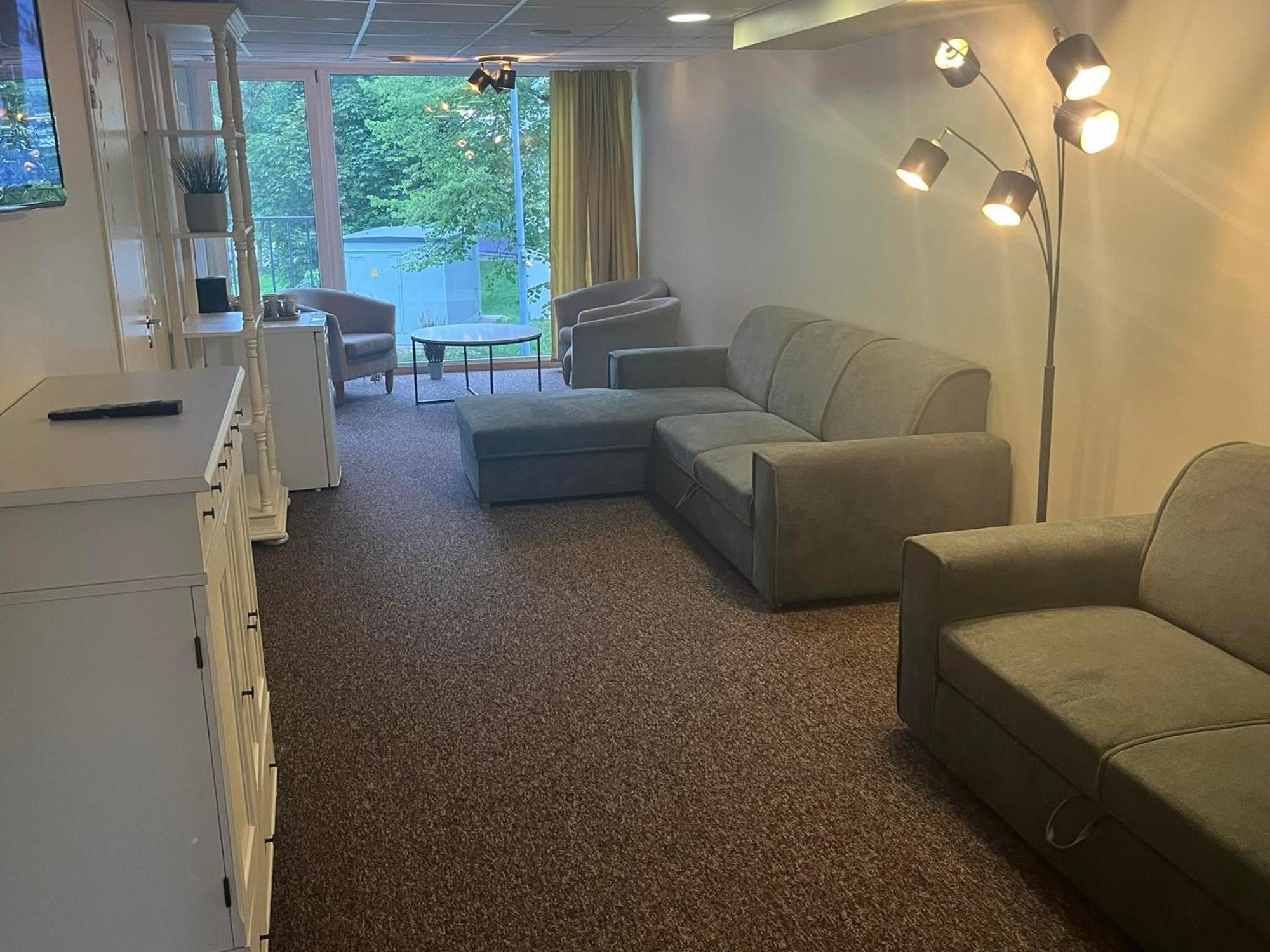 Carolina Hotel Пярну Екстер'єр фото